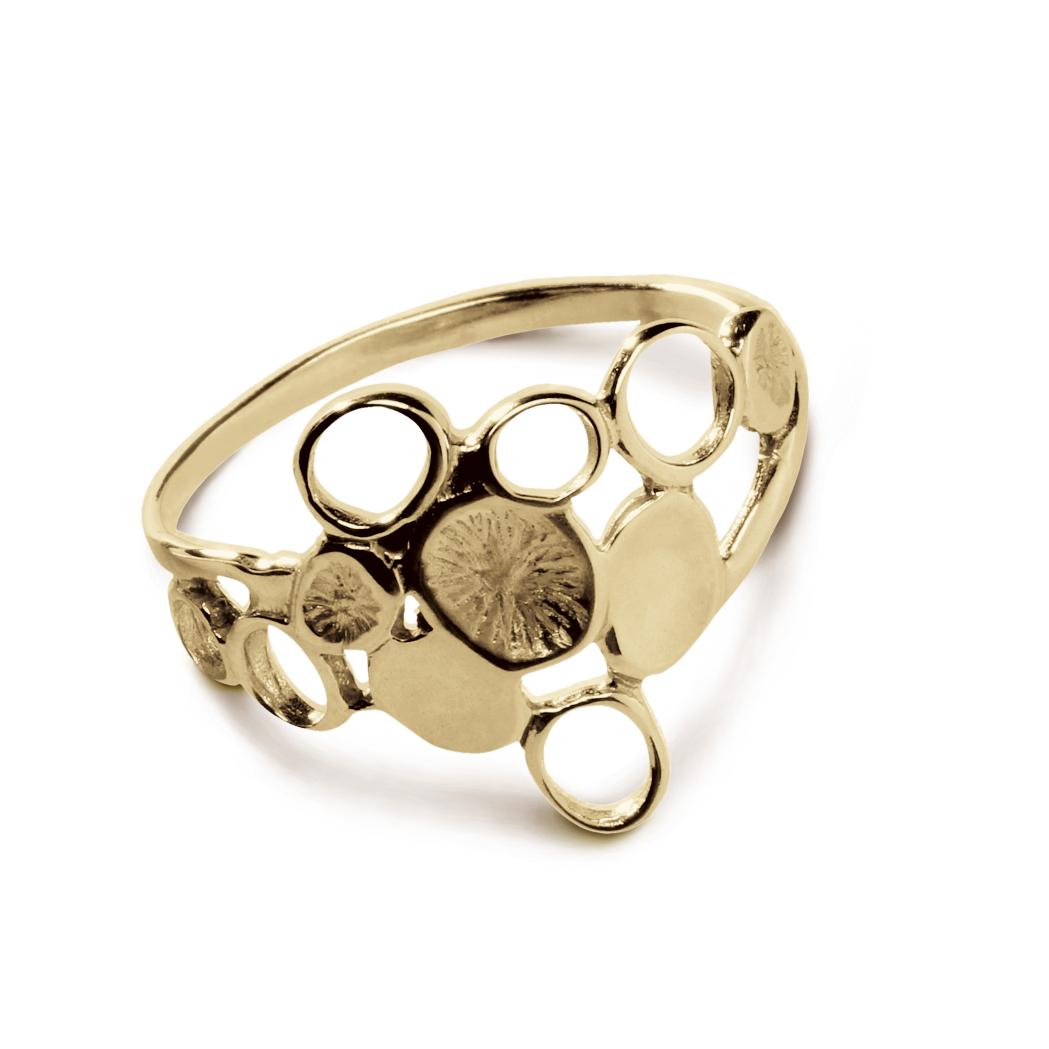 Bague ajourée en or jaune 18 carats